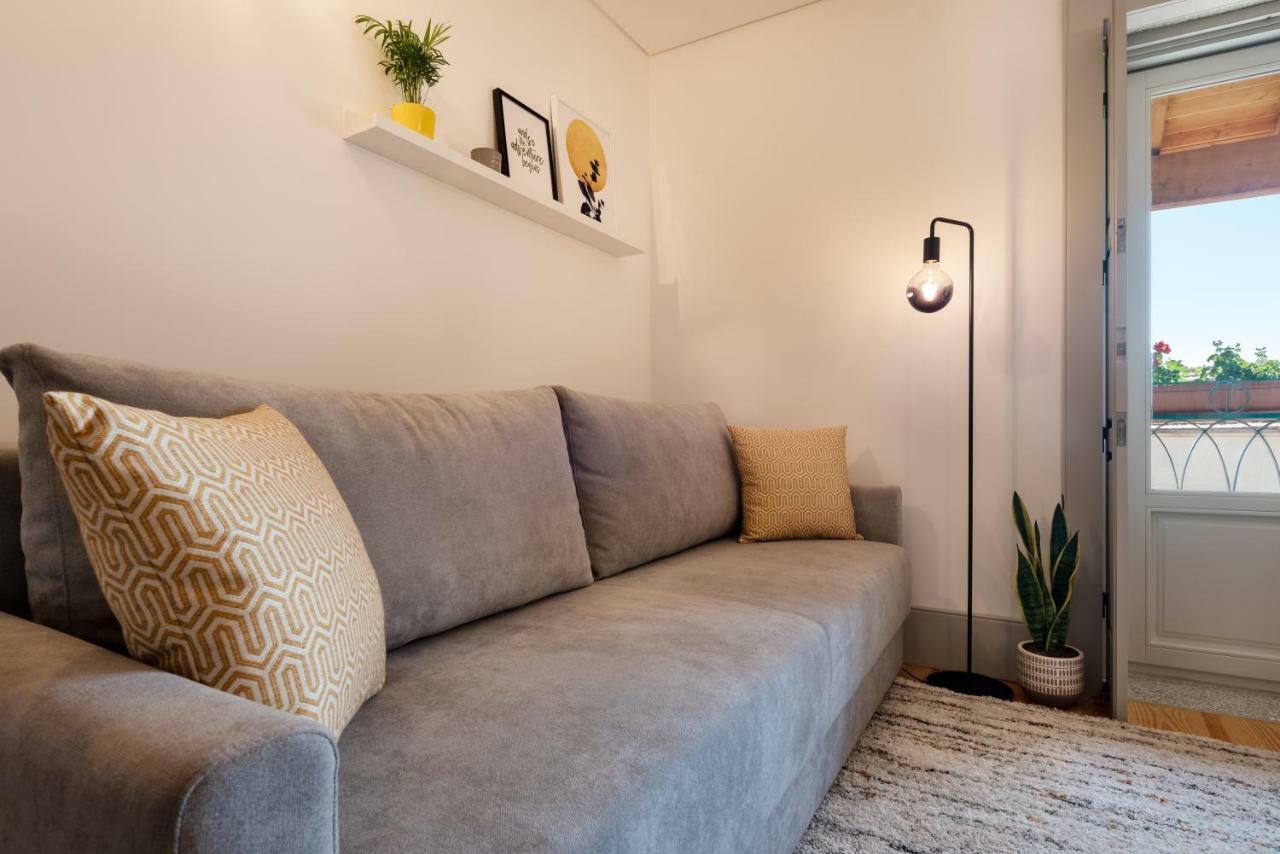 Lovelystay - Sun Loft W/ Balcony Porto Exteriér fotografie